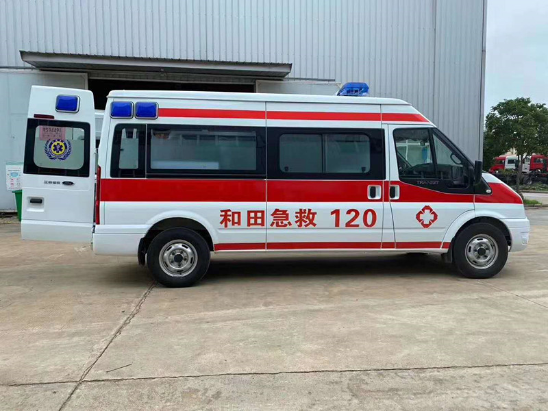 新宁县救护车出租